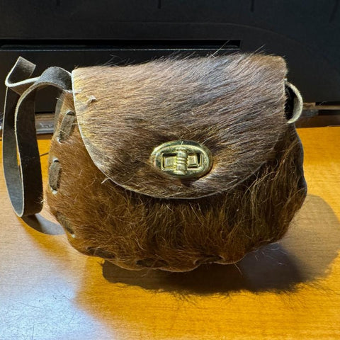 SMALL PURSES W/STRAP COWHIDE